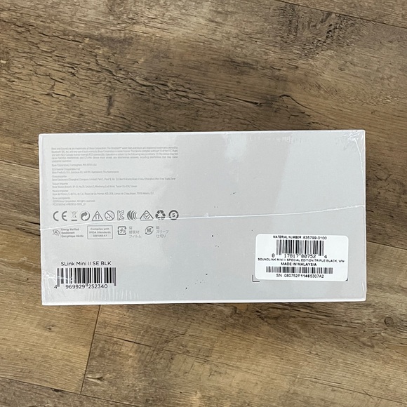 New in Box, never opened. Bose SoundLink Mini II Special Edition in Black - Picture 3 of 3